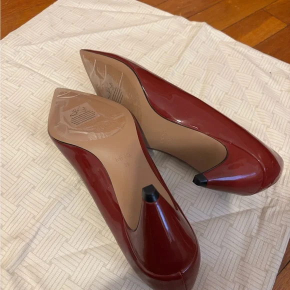 Mango Women's Wine Patent Pointed-Toe Pumps - Picture 4 of 5